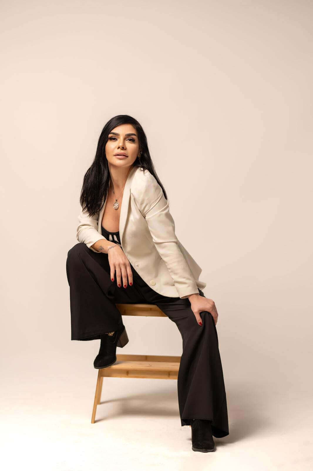Didem Gerçek Photo 4